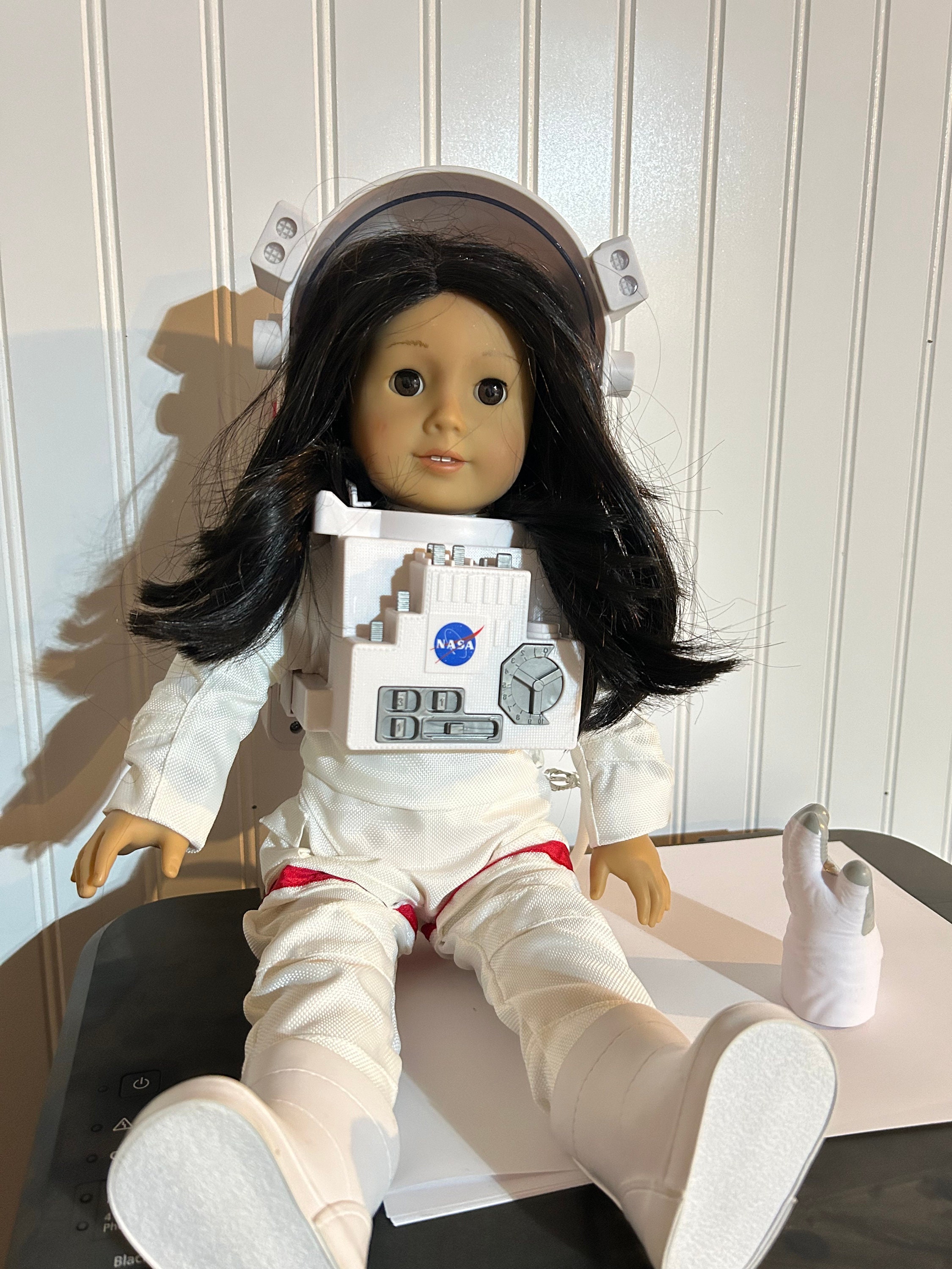 American Girl Luciana