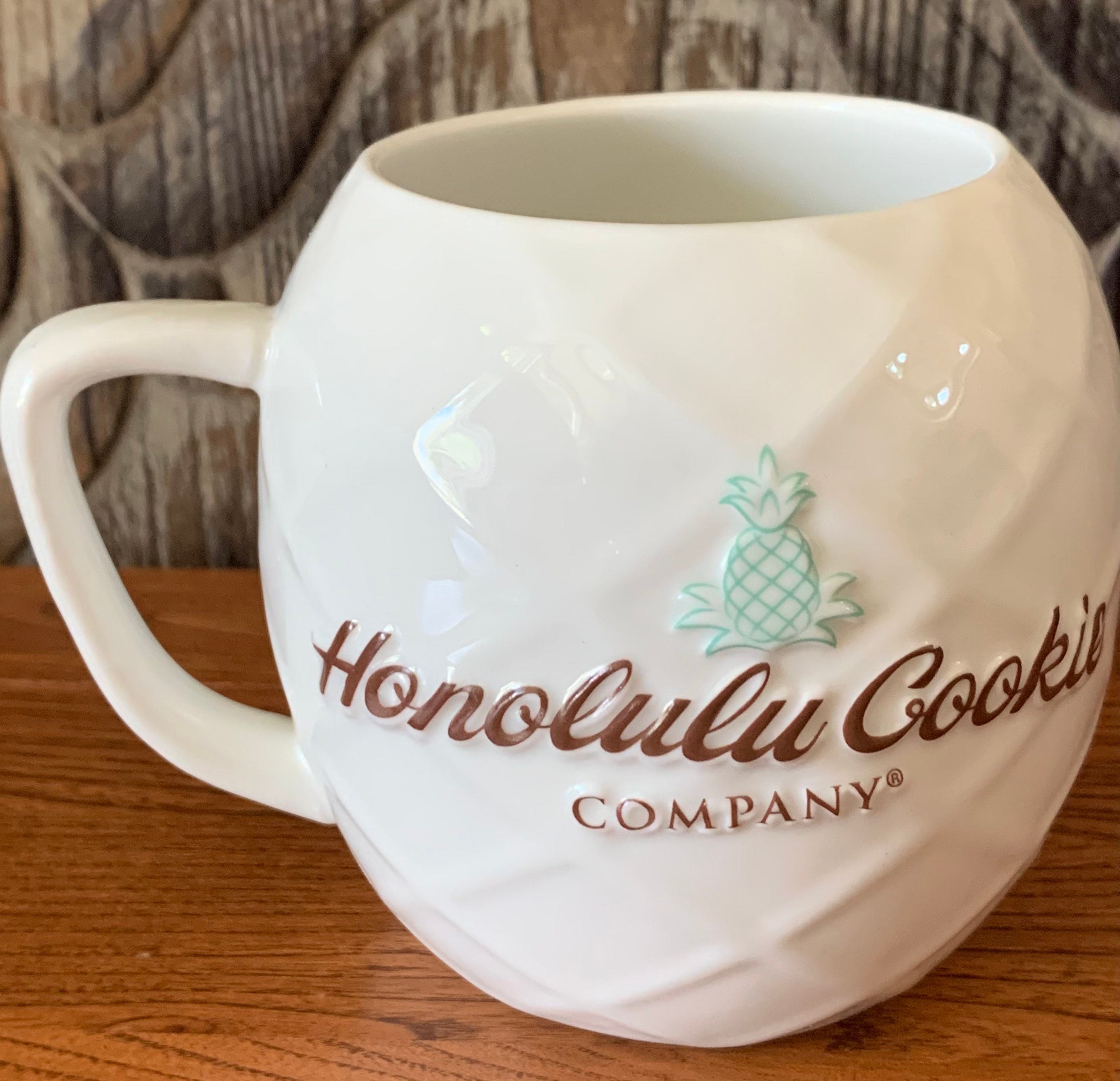 Vintage Honolulu Cookie Company Pineapple Shaped Ceramic Coffee