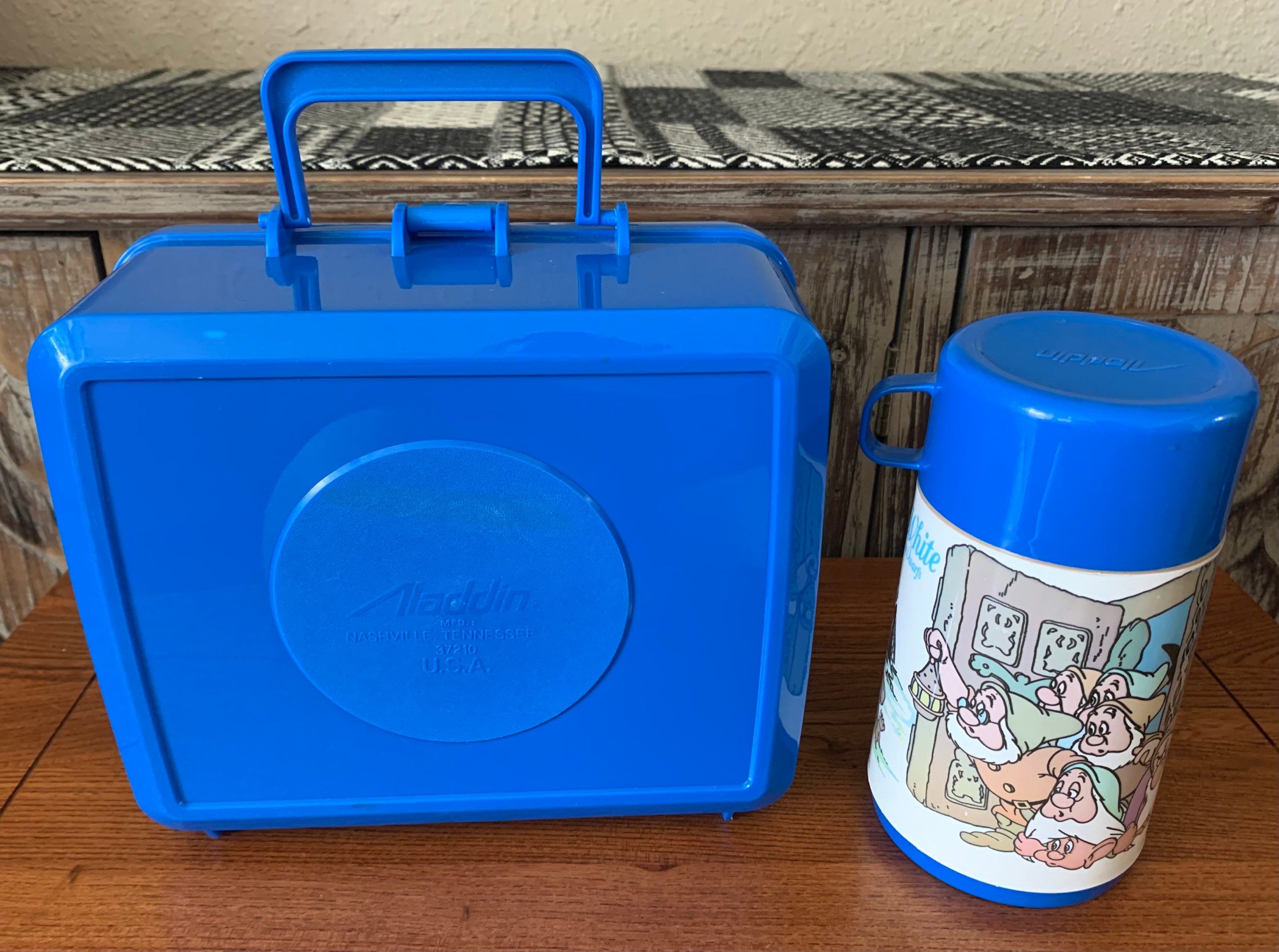 Vintage Snow White and the Seven Dwarfs Plastic Lunchbox With