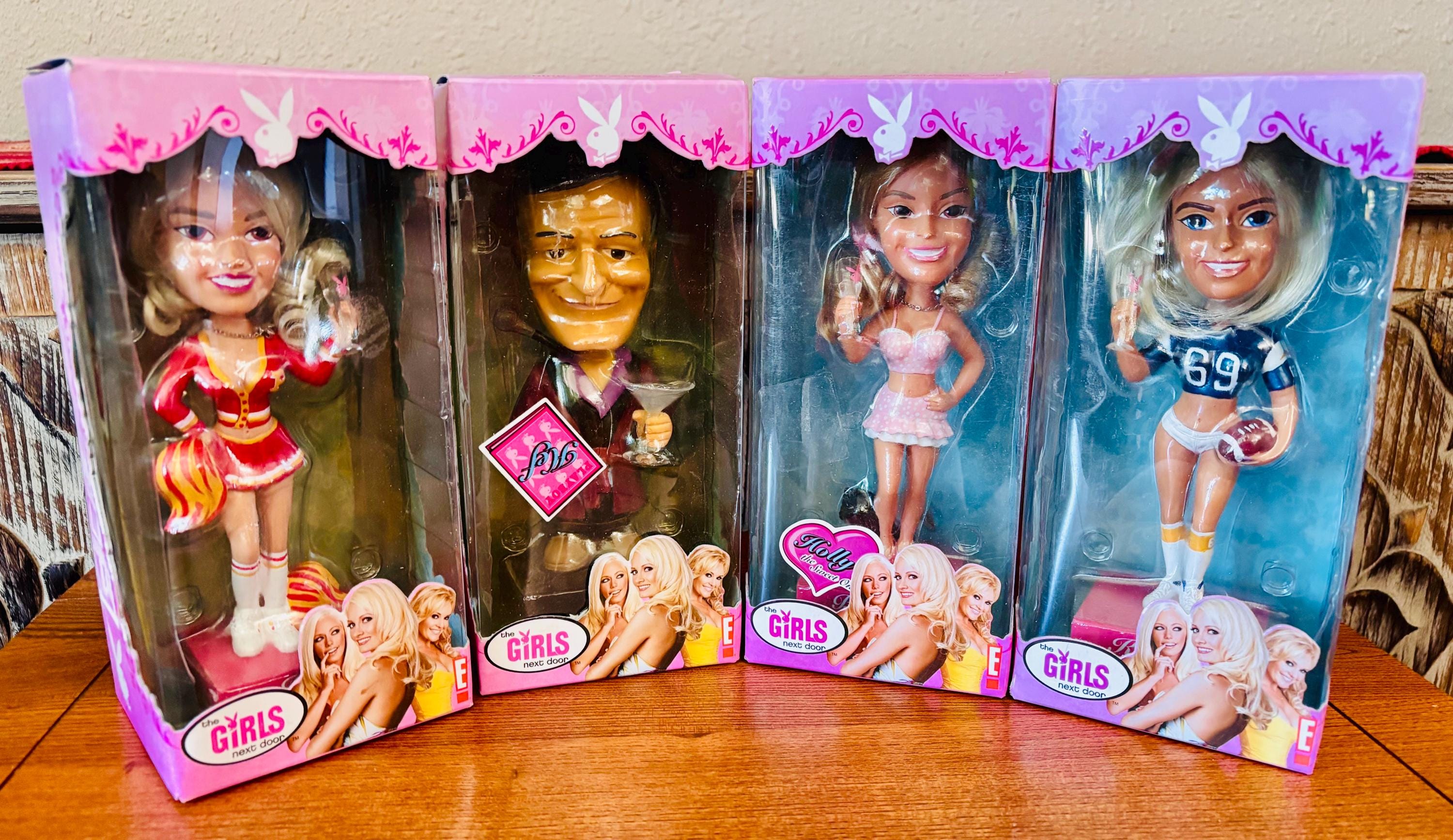 ビンテージ  PLAY BOY  置物 Vintage Playboy the Girls Next Door Offering of Collectable Bobble