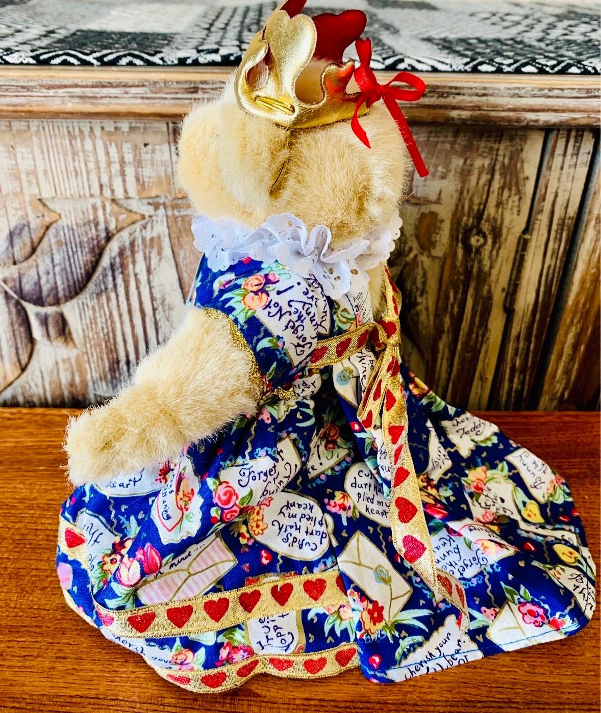 Vintage Muffy Vanderbear and Oatsie Offering of Collectable Plush