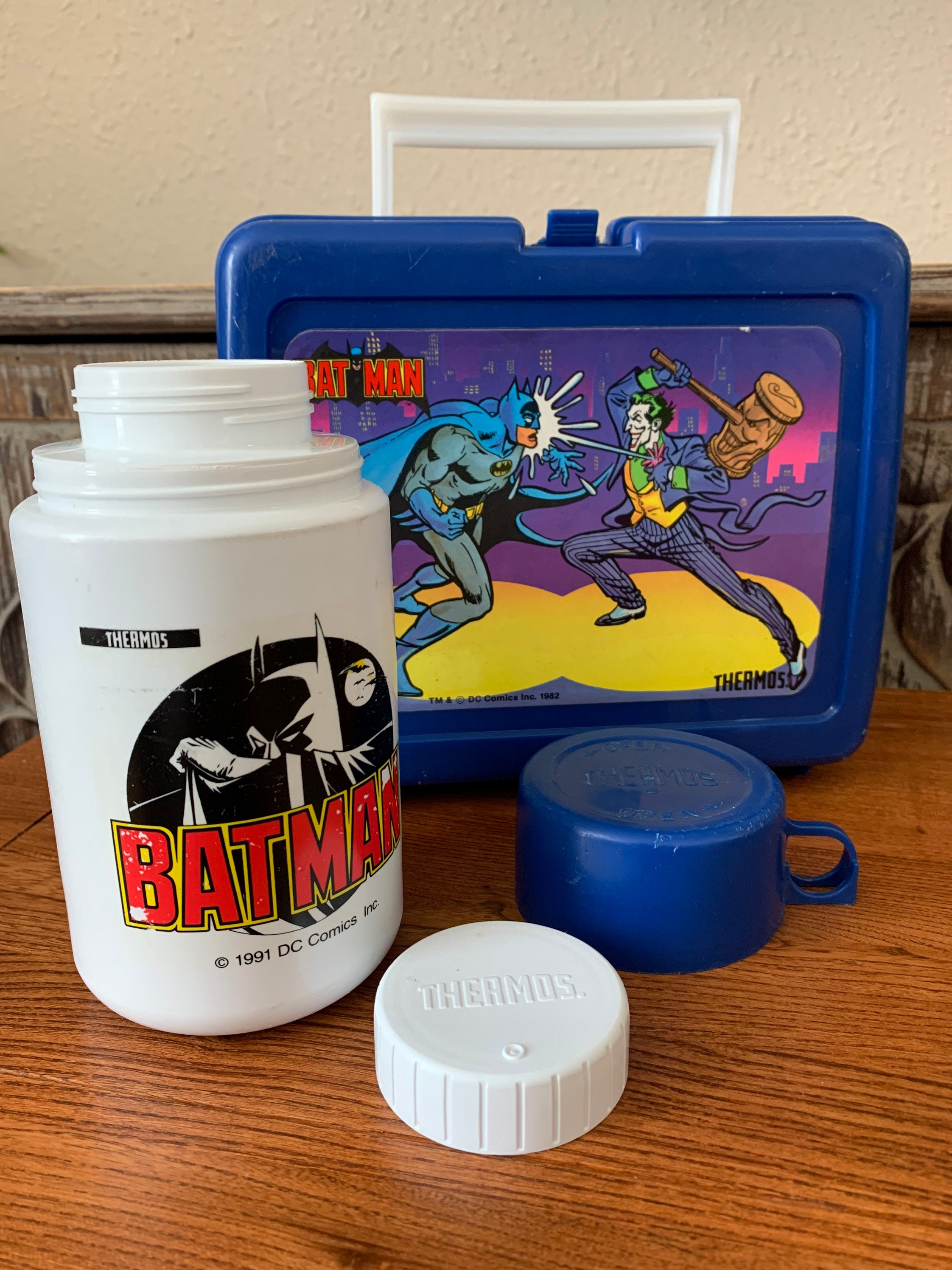 1982 Batman and The Joker Thermos Plastic Blue Lunchbox with Thermos on  eBid United States