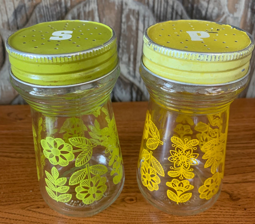 Vintage Salt and Pepper Glass Shaker Set With a Yellow/green Etsy