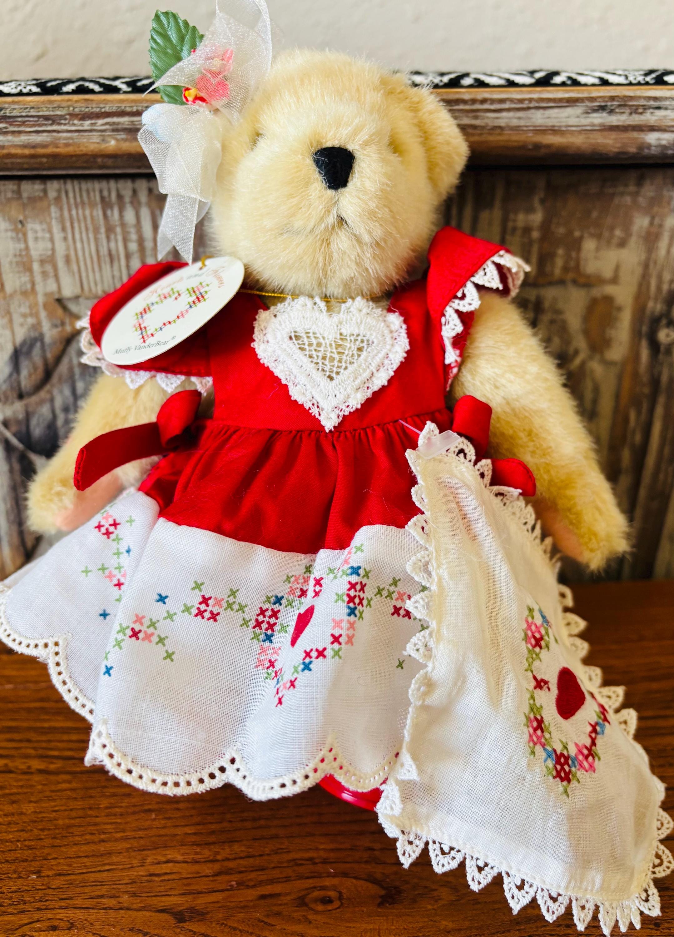 Vintage Muffy Vanderbear and Oatsie Offering of Collectable Plush