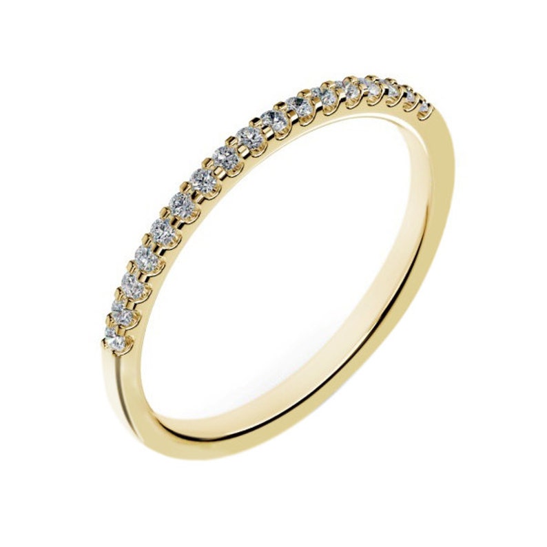 14K Yellow Gold Diamond Wedding Band For Women 0.18 Carats