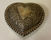 vintage heart shaped jewelry trinket box case - silver plated lid ribbed etched glass base - victorian ornate antique bedroom decor home