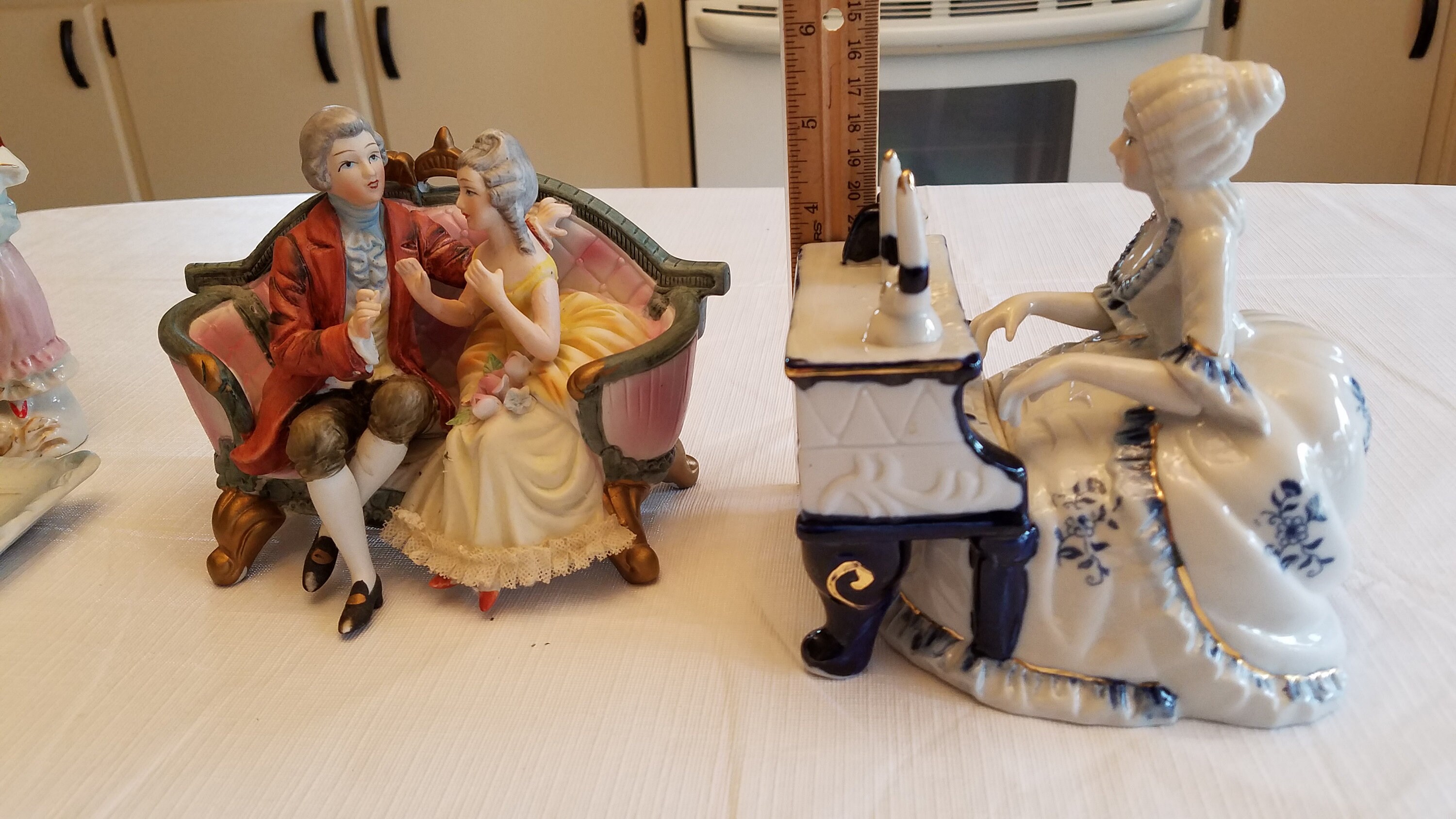 4 victorian statues & figurines 1950 1960 era romantic Etsy