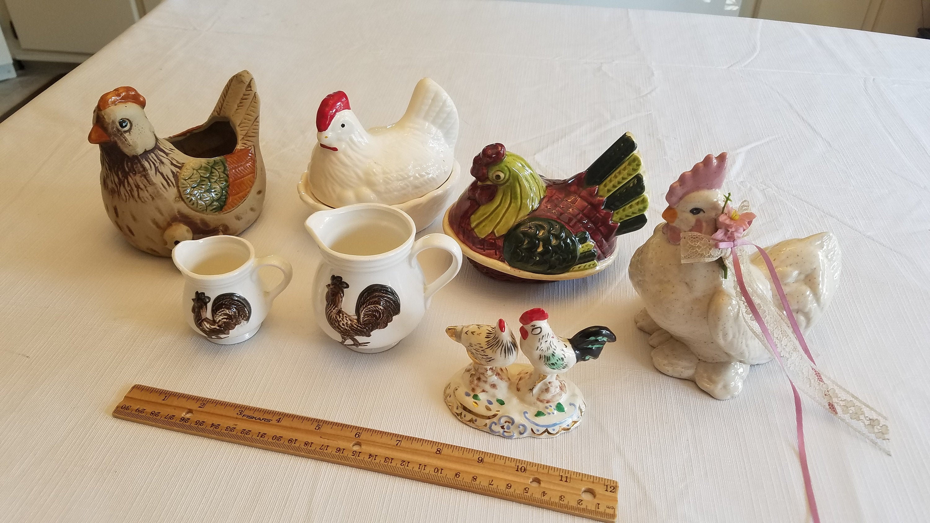 Set of Vintage Chicken Rooster Basket Measuring Cups and Creamer Japan
