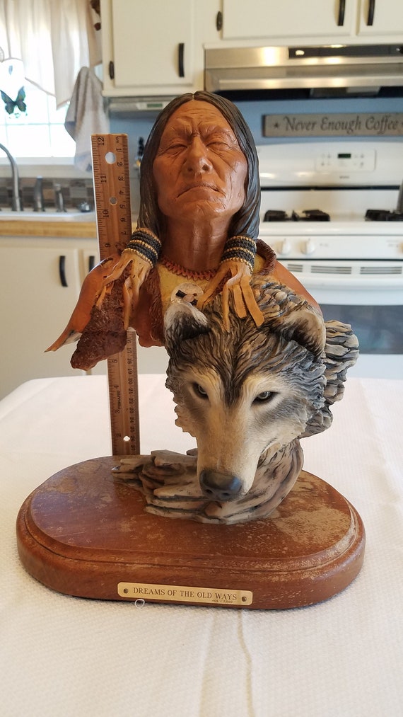 Resin North American Wild Bison Head Shoulder Bust Resin North American Wild Bison Head Shoulder Bust