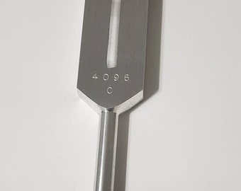 Long stem 4096 Tuning Fork