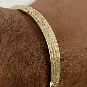 Handcrafted African bracelet