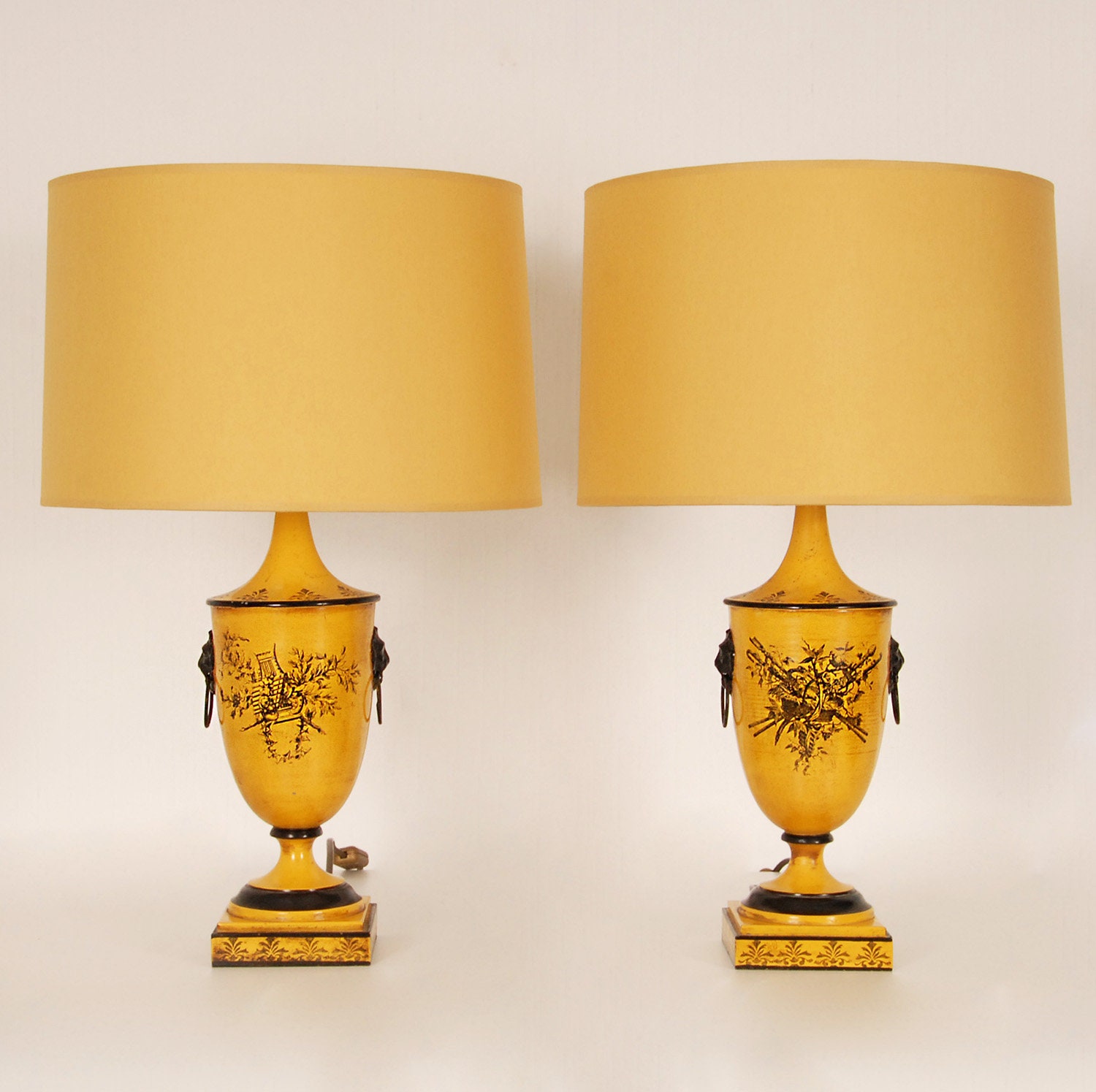 Tole lamps for sale deals
