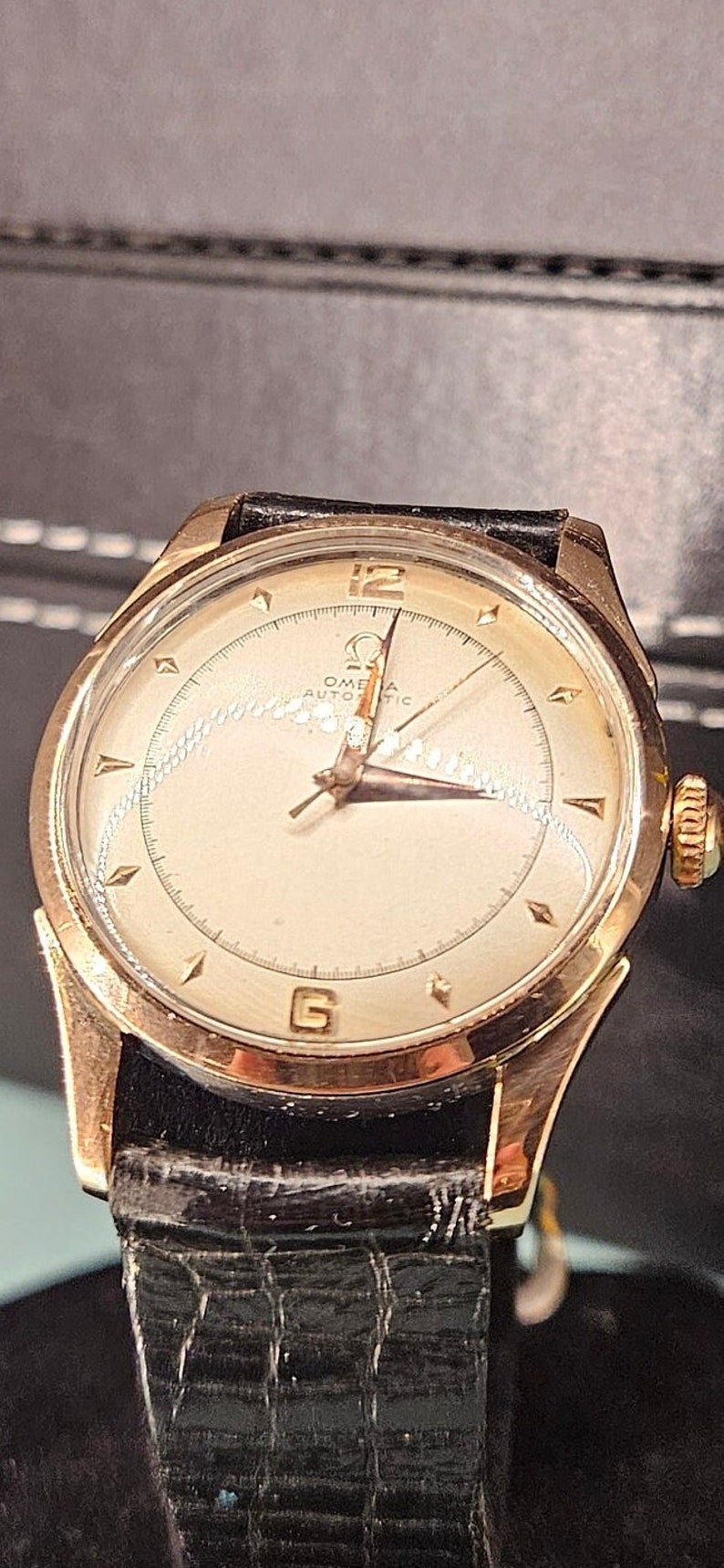 Omega watch mint dial 1950s two Tone, Rose Gold and stainless. Watch keeps good time see timegrapher picture image 2