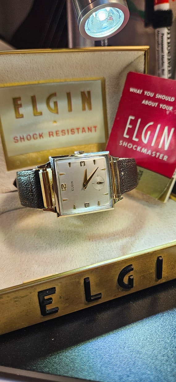 Elgin watch 1957. SALE Large dial, watch in mint c