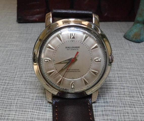 SALE ABSOLUTELY STUNNING Vintage Hallmark Watch 30 Jewels self