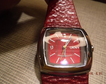 DKNY Ladies Watch; Keeps good time, in very nice condition.