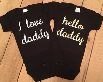 Pregnancy announcement, i love daddy onesie, hello daddy, gift for new dad, gift for dad, new dad, husband pregnancy announcement, pregnancy