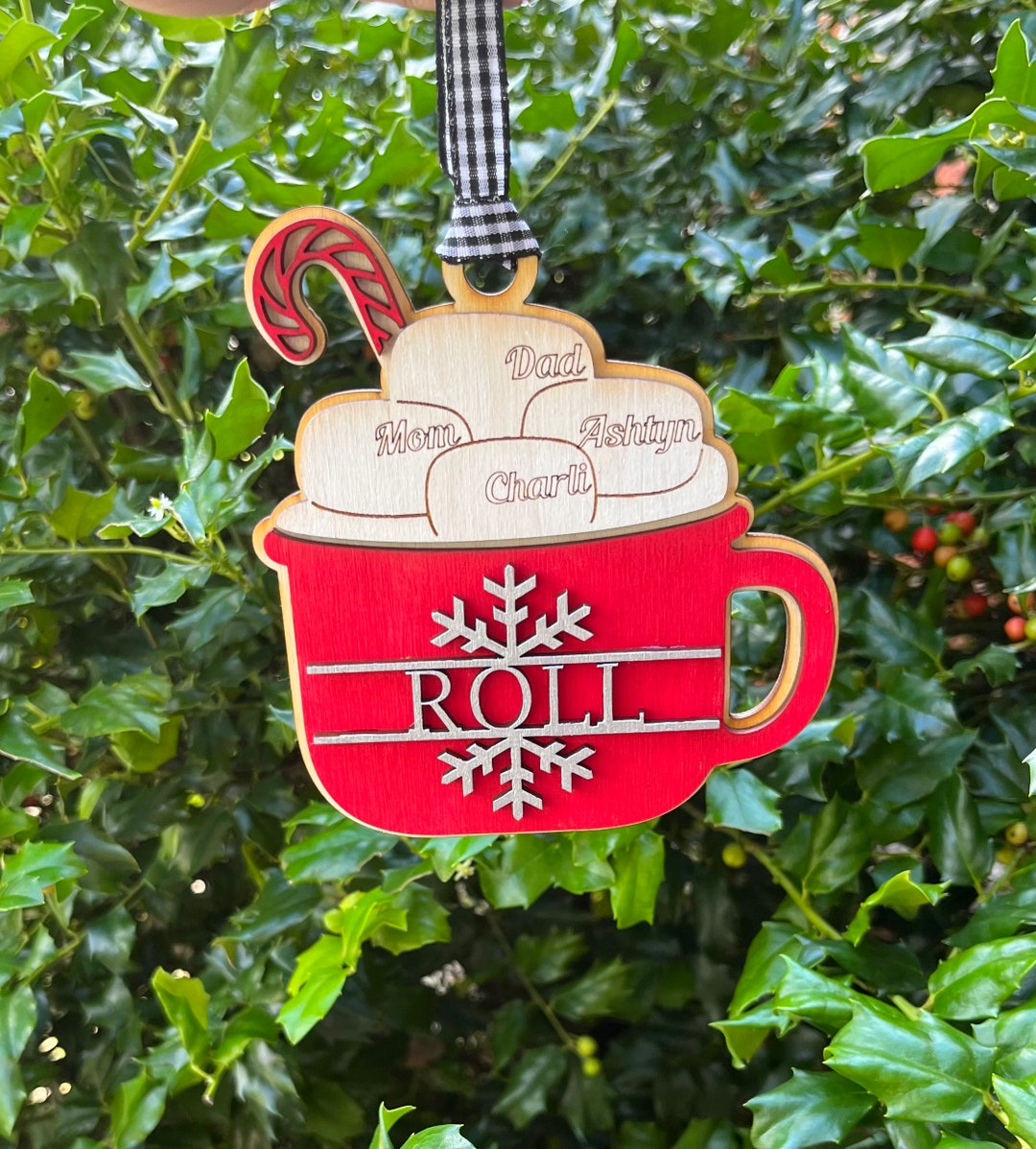 personalized-hot-cocoa-family-ornament-wood-laser-engraved-gift-tree