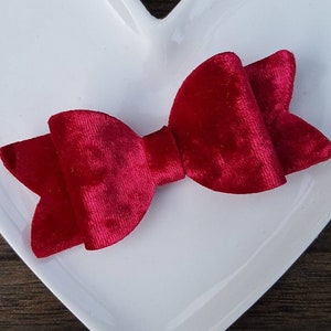 RED CRUSHED VELVET Bow, Bright Classic Ruby Red Hair Clip, Soft Plush Solid Color Barrette, Valentines Day Headband, Holiday Christmas Party