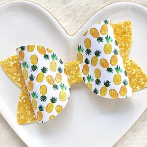 YELLOW PINEAPPLE GLITTER Bow, Golden Tropical Fruit Hair Clip, Green Hawaiian Plant Barrette, Juicy Juice Headband, Luau Birthday Party Gift