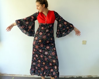 Floral Angel Sleeve Dress, Vintage 70s Boho Hippie Empire Waist 60s Red Maxi Butterfly Sleeve Ruffle Dress 1970s // S/M