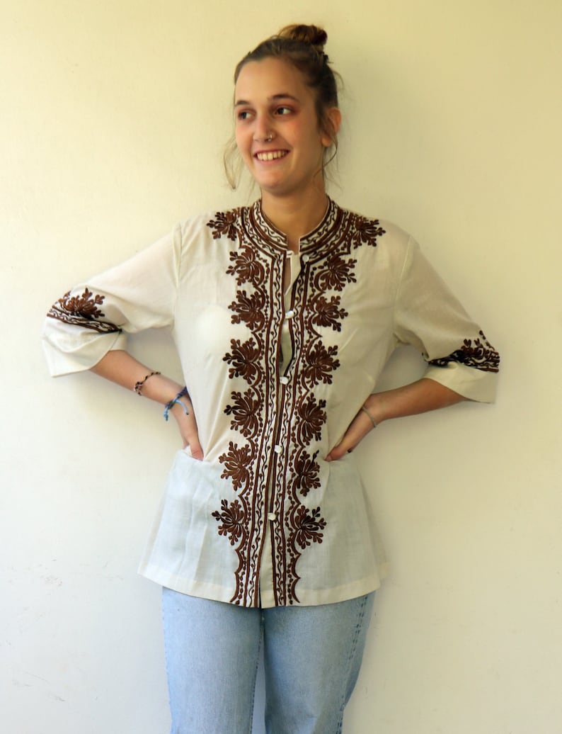 Embroidered Blouse Vintage 70s Off White Embroidered Tunic Boho Hippie Shirt S M