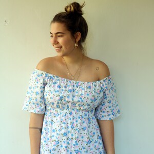 Cottagecore Prairie Dress, Vintage 70s 1970s Boho Hippy Off The Shoulder Floral White Blue Pink Maxi Empire Waist Dress Hippie Cotton // M/L image 5