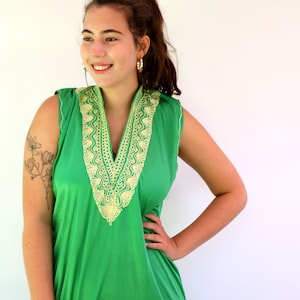 Vintage Green Kaftan Dress, Gold Embroidered Boho Festival Maxi Lounge Caftan // M L