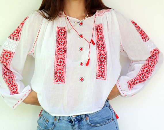 Romanian Blouse, Vintage 60s Hand Embroidered whi… - image 3