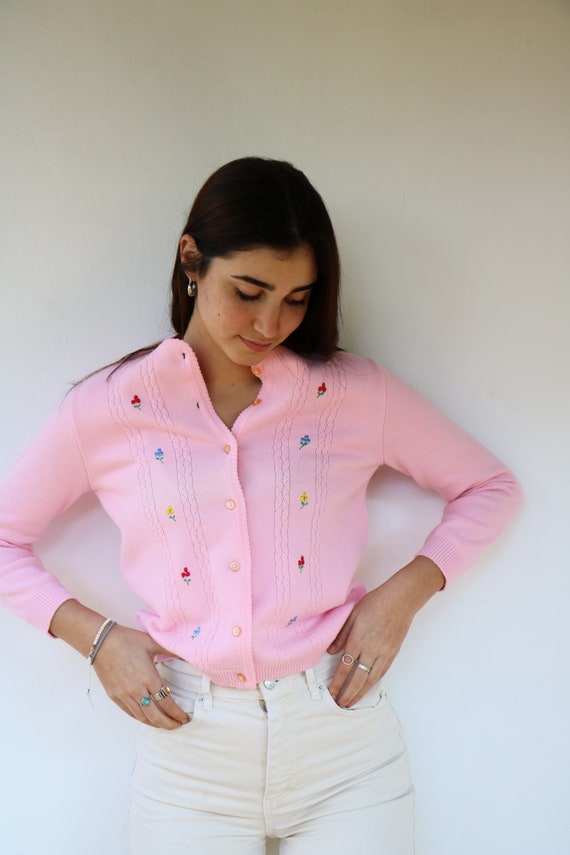 Cardigan En Laine Rose Brodé - Sweater Féminin Style Regular - Marque Pink Rose