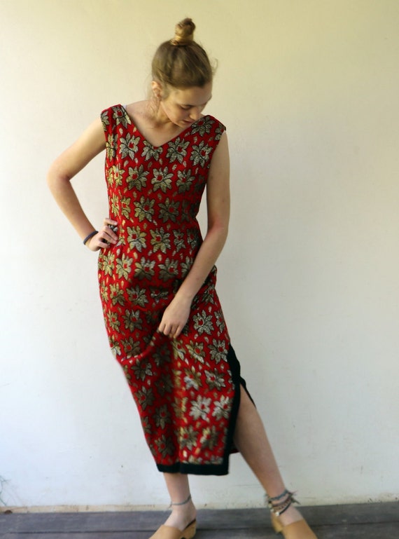 60s Glamour Dress, Vintage 1960s Floral Red and G… - image 3
