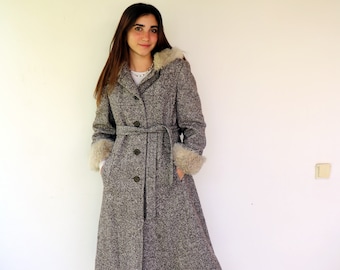 Vintage 60s Hooded Tweed Wool Coat – Faux Fur Belted Boho