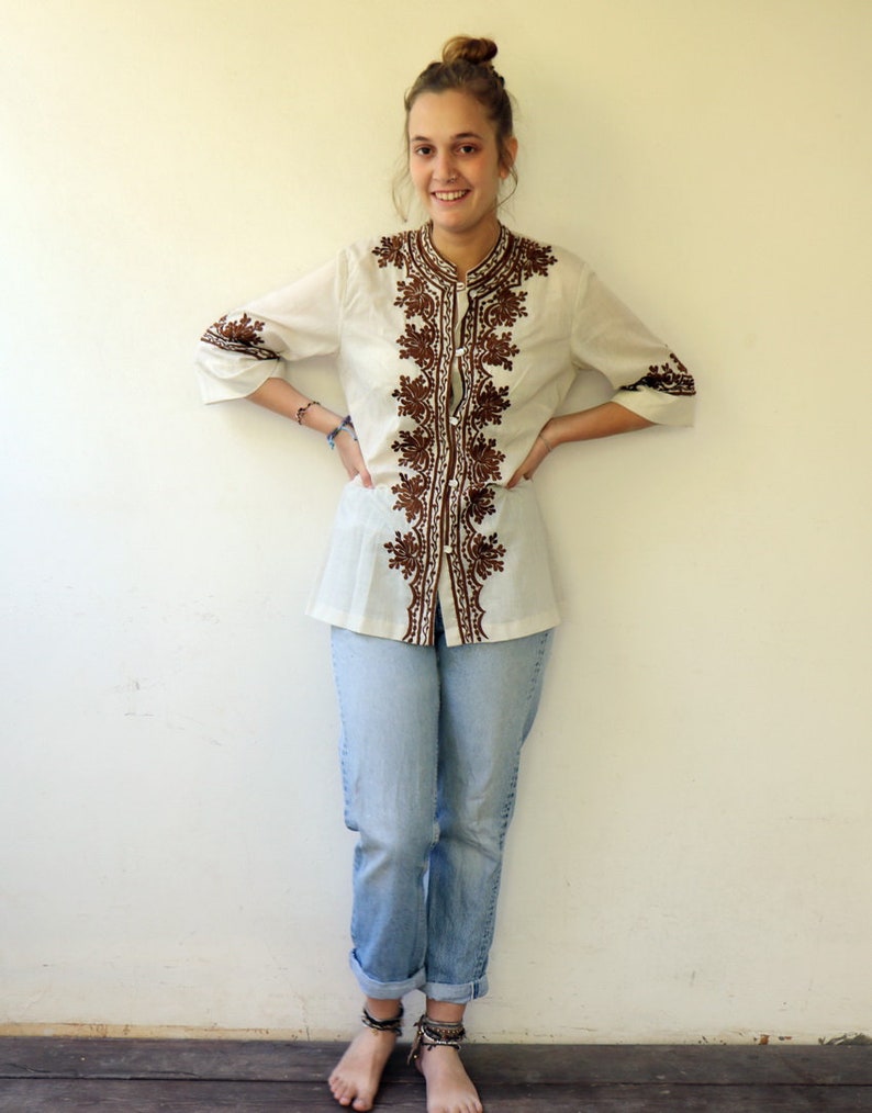Embroidered Blouse Vintage 70s Off White Embroidered Tunic Boho Hippie Shirt S M