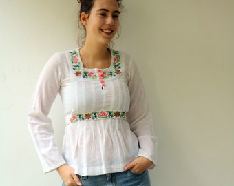 Indian Embroidered Blouse, Vintage 70's 1970s Boho Hippie Cotton High Waist Dress Shirt Hippy White Floral // S