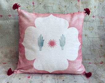 You are supported - Block print pillow cover organic cotton canvas 40x40 cm  with tassels