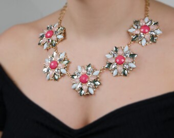 Women Painted Spring Floral Flower Golden Tone Big Bib Garden Collar Necklace Women Painted Spring Floral Flower Golden Tone Big Bib Garden Collar Necklace