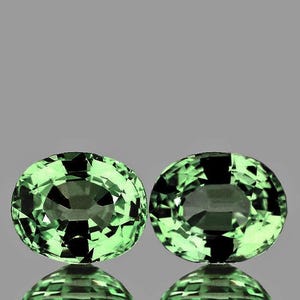 5x4 mm 2 pieces Oval AAA Fire Natural Australia Green Sapphire ( Flawless-VVS )