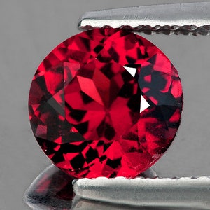 1.52 carat Round 6.50 mm AAA Fire Natural Pink Red Rhodolite Garnet { VVS Clarity }, Natural Loose Gemstone for Jewelry