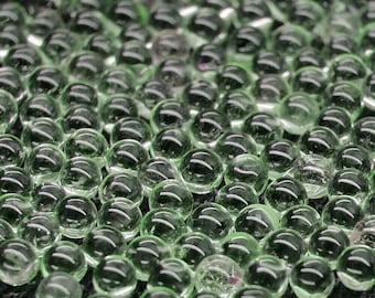 1.80 mm 36 pieces Round Cabochon Natural Green Ceylon Sapphire (Flawless-VVS Clarity)