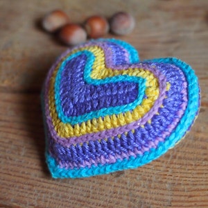 crochet pattern heart amigurumi, crochet heart pattern, pattern crochet heart, yellow, pink, red, blue, purple, green, white image 3