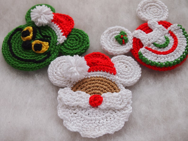 Christmas Mouse crochet pattern, Mouse Santa Claus, Mrs Santa Claus, the Grinch image 7