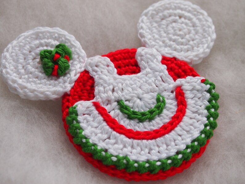 Christmas Mouse crochet pattern, Mouse Santa Claus, Mrs Santa Claus, the Grinch image 8