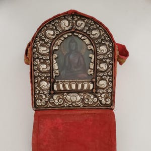 Tibetan Buddhist Norbu Artistic Buddha/Tara Large Ghau Box/Amulet 7&quot; - Nepal