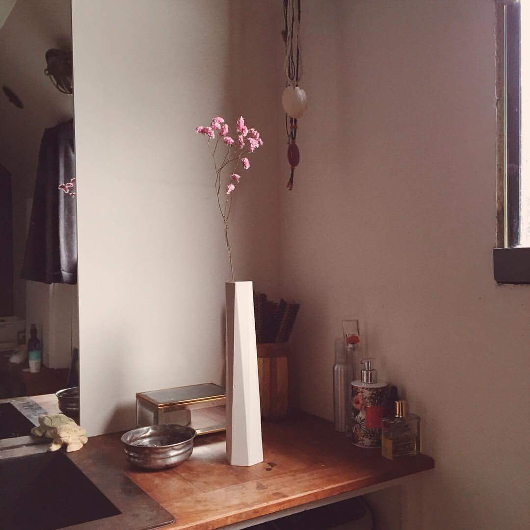 Vase Totem en Béton, Fabriqué Artisanalement