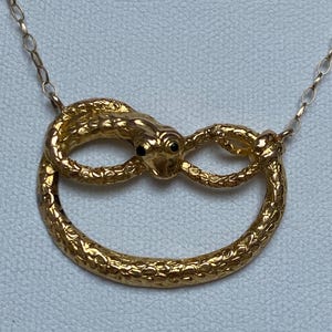 Victorian 15k gold and emerald snake necklace
