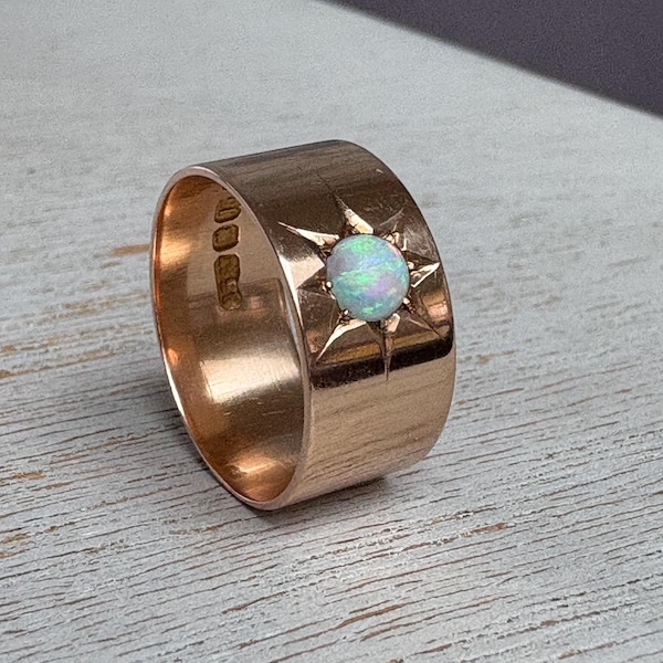 Antique Victorian 15k gold and opal star ring