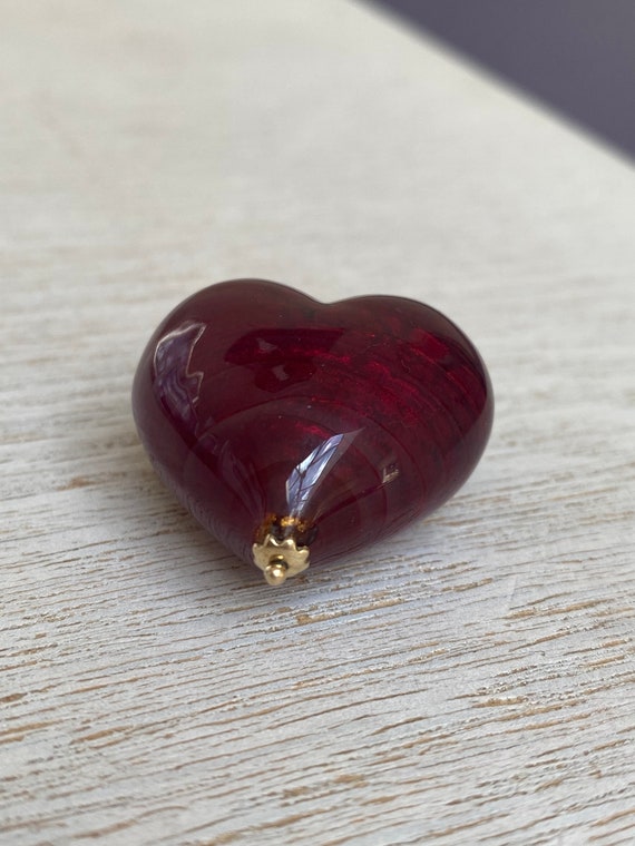 Vintage 9k gold and red foiled glass heart neckla… - image 3
