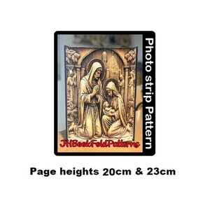 May include: A photo strip pattern featuring a carved wooden image of the Holy Family. The image shows Mary, Joseph, and baby Jesus. The image is framed in a dark wood frame. The pattern is for pages that are 20 cm and 23 cm high.