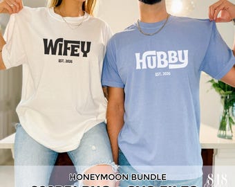 Hubby and Wifey PNG & SVG Retro Bundle, Honeymoon Couple Tshirt Designs, Trendy Bridal Graphic, Just Married Design, Matching 2026 Wedding