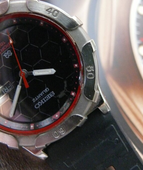 seiko quartz sq sports 150
